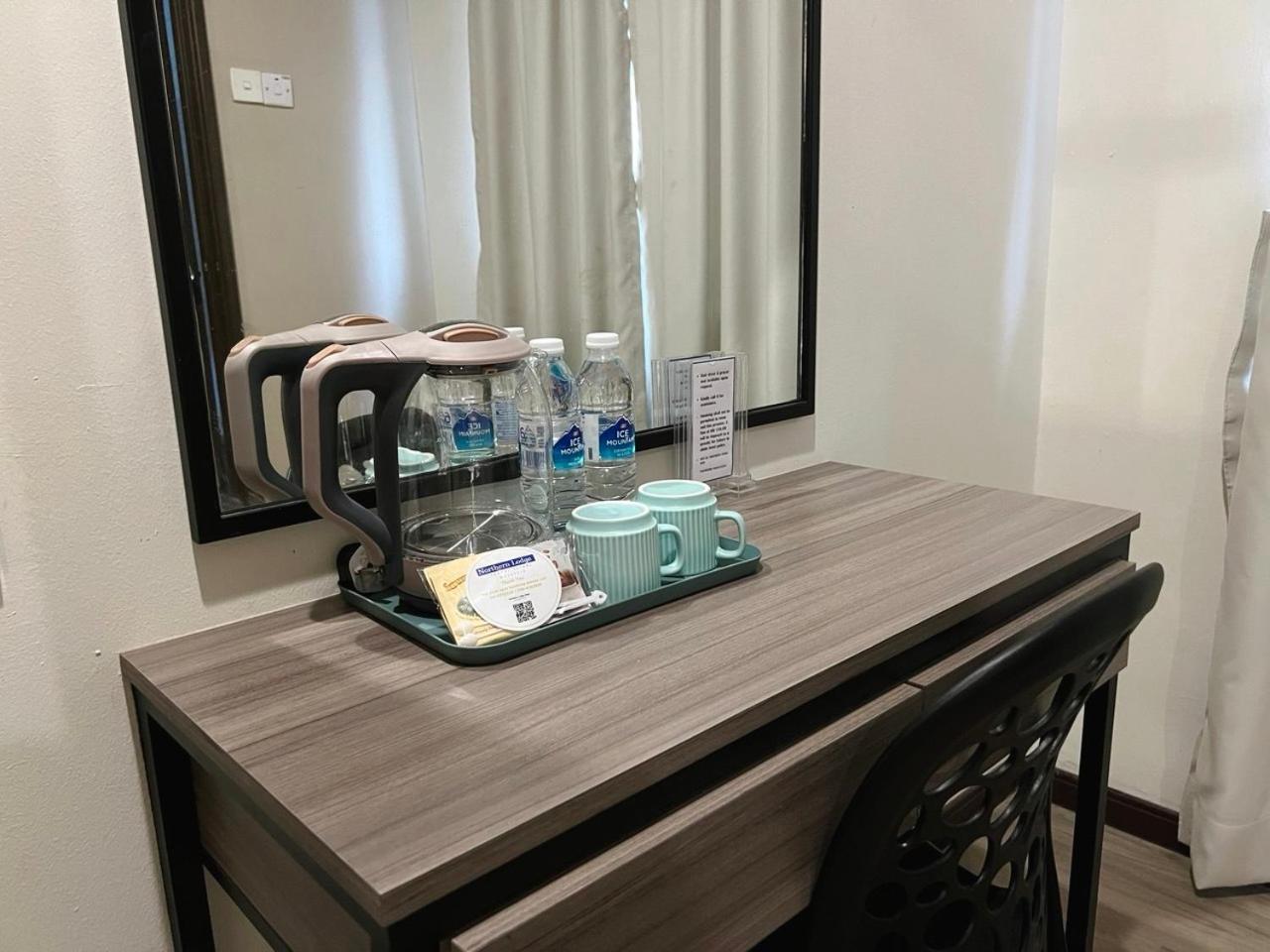 Northern Lodge Hotel Sungai Petani Extérieur photo